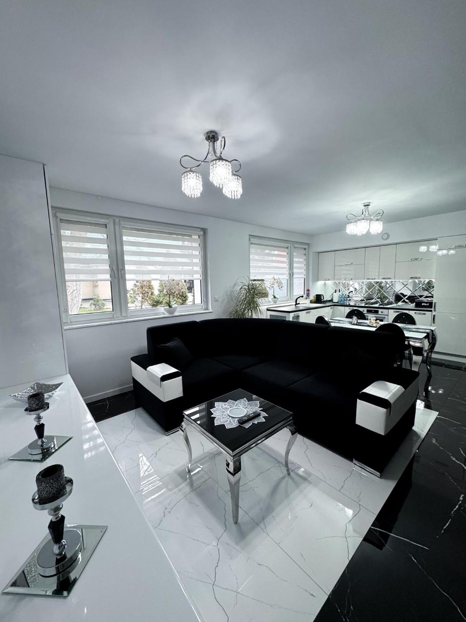 Apartament Glamour Gniezno Esterno foto