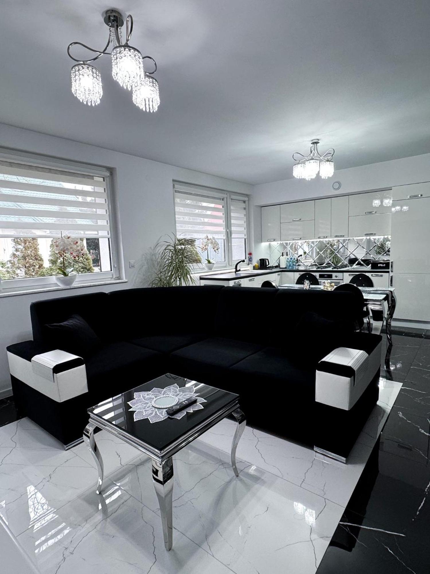 Apartament Glamour Gniezno Esterno foto